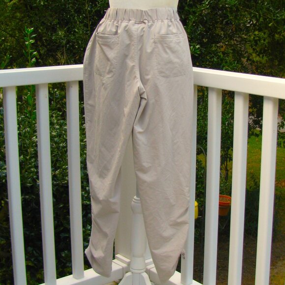 Coolibar UPF 50+ crop style capri pull on pants XS has pockets stretch luxury - Picture 6 of 6